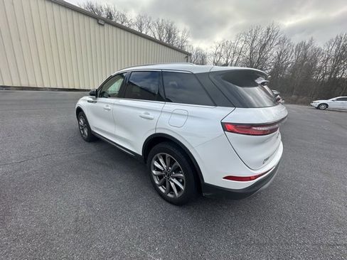 Used 2021 Lincoln Corsair AWD w/ Premium Package image 10