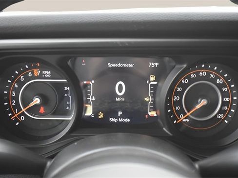 New 2025 Jeep Gladiator Sport image 23