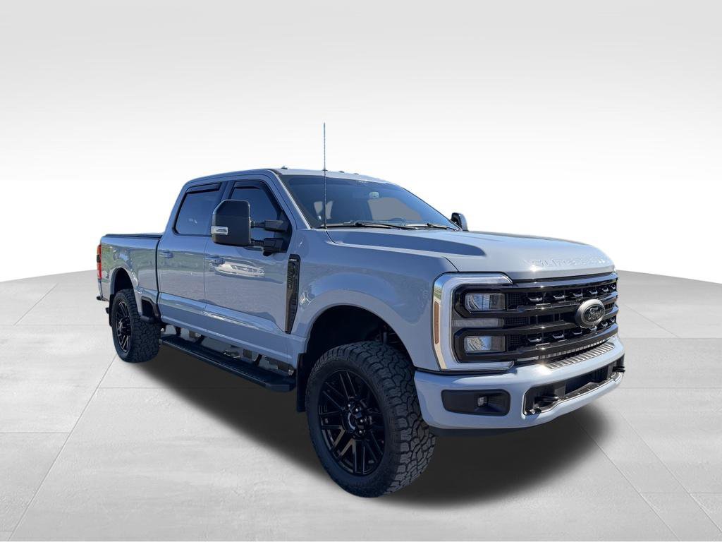 Used 2024 Ford F250 Lariat w/ Black Appearance Package AWD/4WD image 26