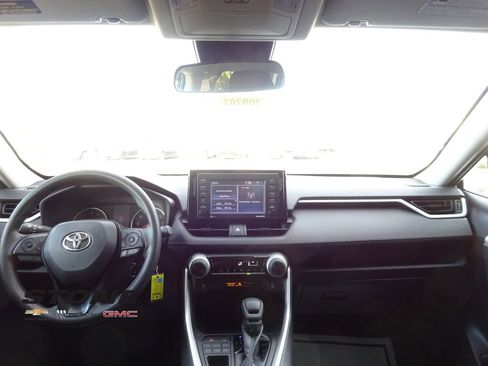 Used 2021 Toyota RAV4 LE w/ Carpet Mat Package (TMS) image 23
