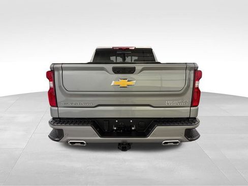 Used 2025 Chevrolet Silverado 1500 High Country RWD image 6