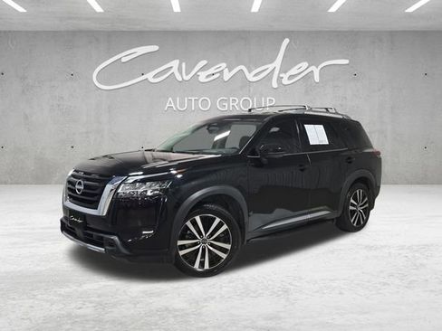 Certified 2023 Nissan Pathfinder Platinum image 1
