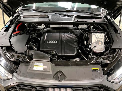 Used 2023 Audi Q5 2.0T Premium Plus w/ Premium Plus Package AWD/4WD image 13