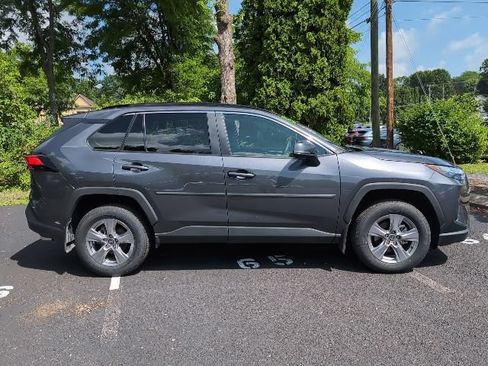 Used 2025 Toyota RAV4 XLE w/ Convenience Package AWD/4WD image 2
