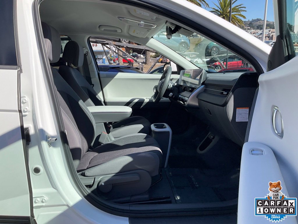 Used 2024 Hyundai Ioniq 5 SEL RWD image 57