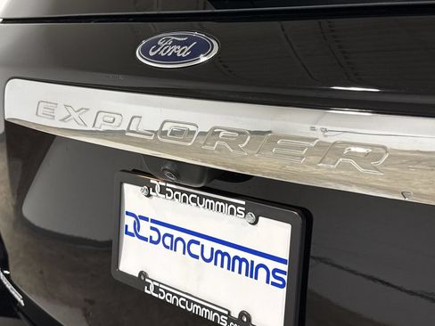 Used 2023 Ford Explorer 4WD image 26