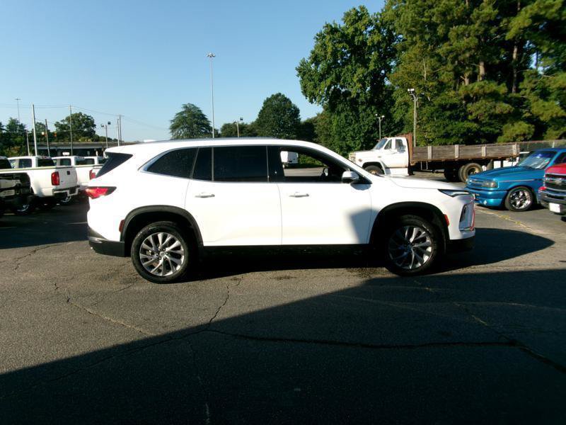 Used 2026 Buick Enclave Preferred FWD image 5