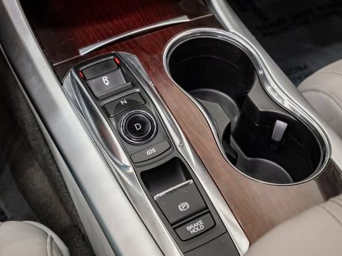 Used 2015 Acura TLX V6 w/ Technology Package FWD image 18