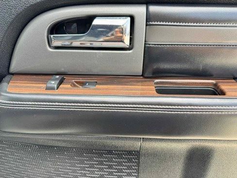 Used 2016 Ford Expedition EL Platinum RWD image 53