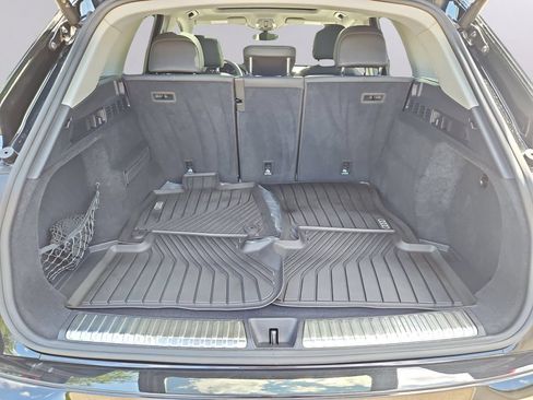 Certified 2025 Audi Q5 Premium w/ Convenience Package AWD/4WD image 34