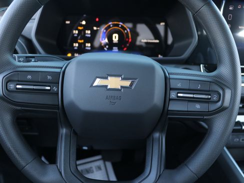 New 2026 Chevrolet Colorado W/T image 17