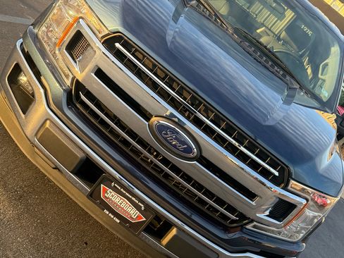 Used 2018 Ford F150 XLT w/ Trailer Tow Package image 8