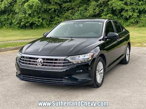 Used 2019 Volkswagen Jetta S w/ Driver Assistance Package FWD image 3