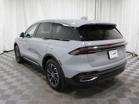 New 2026 Lincoln Nautilus Premier AWD/4WD image 34