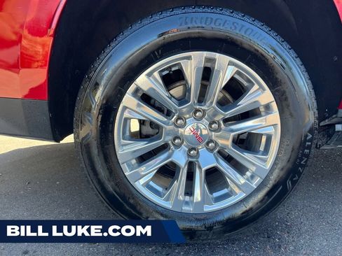 Used 2022 GMC Yukon Denali AWD/4WD image 5