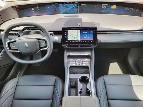 New 2026 Lincoln Nautilus Premier w/ Jet Appearance Package AWD/4WD image 11