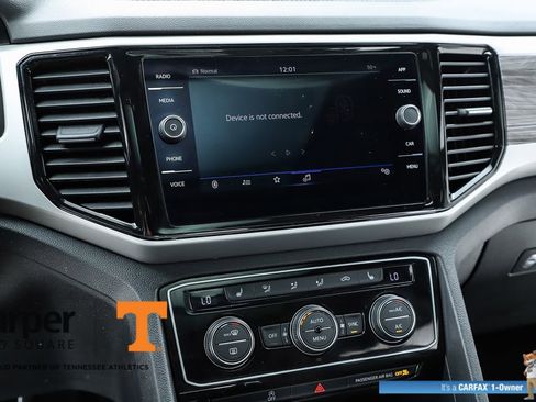 Used 2023 Volkswagen Atlas Cross Sport SE w/ Panoramic Sunroof Package image 26