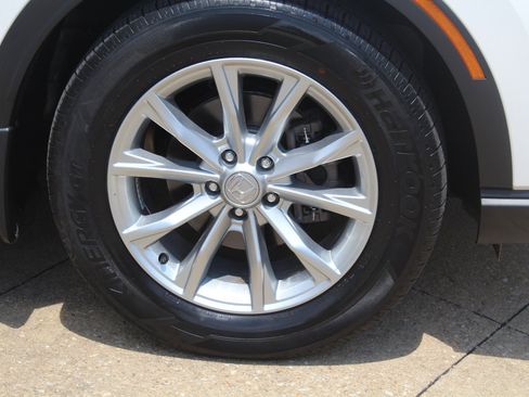Used 2024 Honda CR-V EX-L image 3
