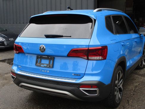 Used 2022 Volkswagen Taos SEL image 50