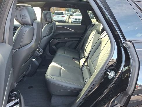 Used 2025 Cadillac Lyriq Sport image 13