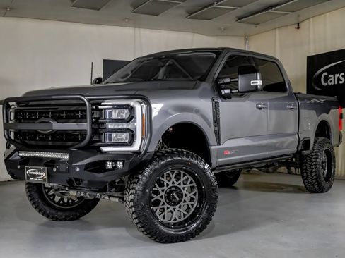 Used 2024 Ford F250 Lariat w/ Lariat Ultimate Package AWD/4WD image 4