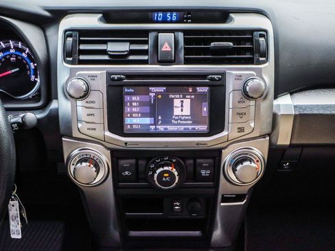 Used 2014 Toyota 4Runner SR5 Premium RWD image 27