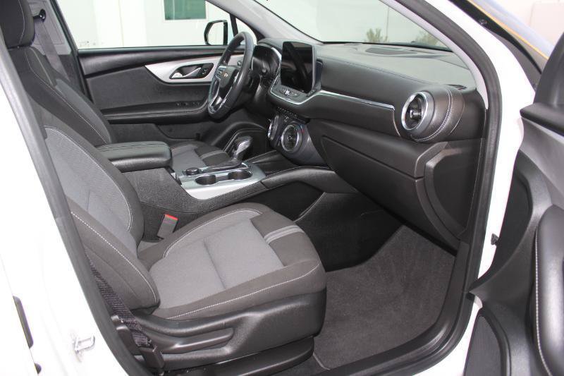 Used 2023 Chevrolet Blazer LT w/ Driver Confidence Package FWD image 21