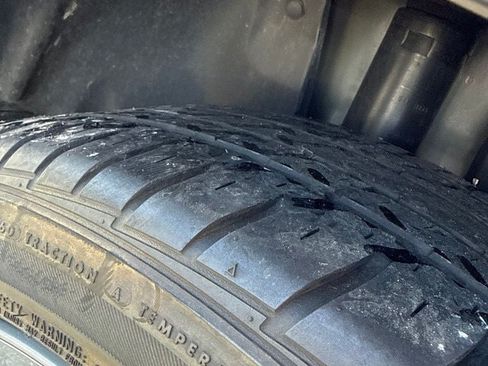 Used 2013 Dodge Challenger R/T Plus RWD image 10
