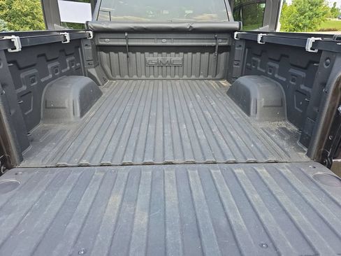 Used 2020 GMC Sierra 1500 4x4 Double Cab w/ Sierra Value Package image 12