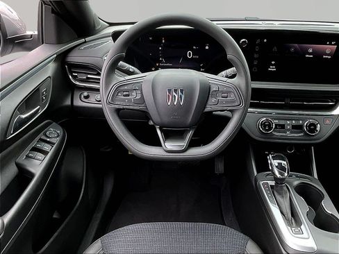 New 2026 Buick Envista Sport Touring FWD image 9