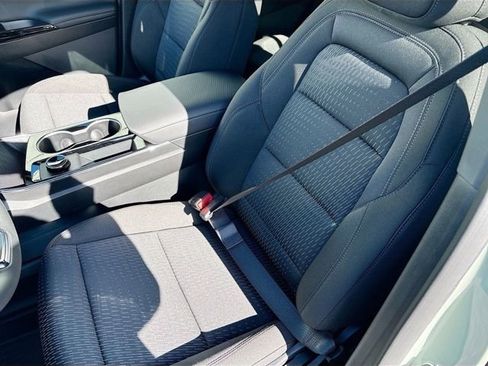 New 2026 Chevrolet Equinox LT w/ Convenience Package II image 23