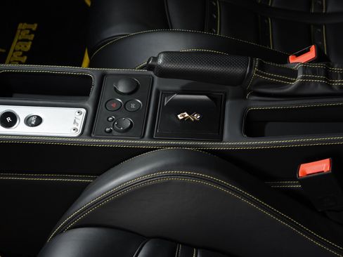 Used 2009 Ferrari F430 Coupe RWD image 6