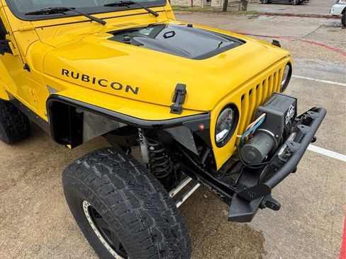 Used 2004 Jeep Wrangler Rubicon w/ Dual Top Group image 15