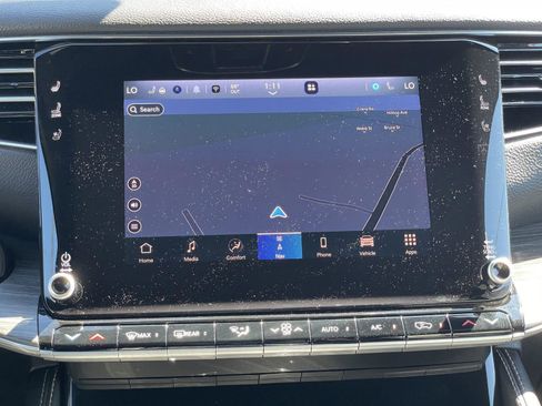 Certified 2024 Jeep Wagoneer Series III image 20