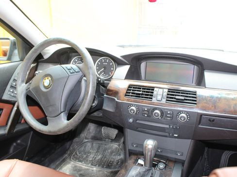 Used 2004 BMW 530i Sedan RWD image 5