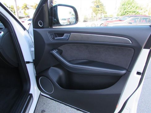 Used 2017 Audi SQ5 Premium Plus image 26