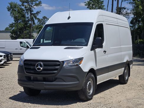 New 2026 Mercedes-Benz Sprinter 2500 image 4