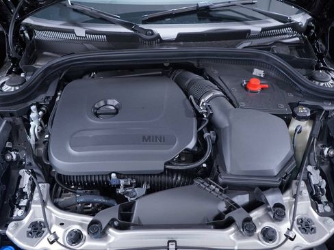 New 2026 MINI Cooper 2-Door Hardtop FWD image 18