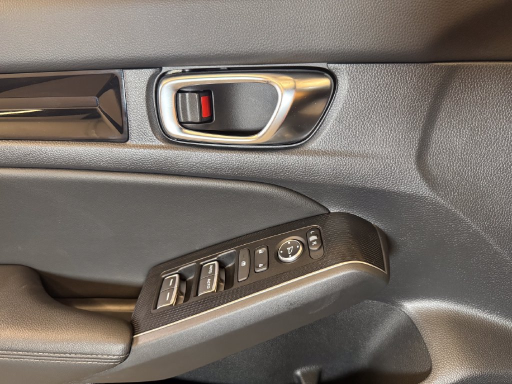 Used 2022 Honda Civic Sport Touring image 19