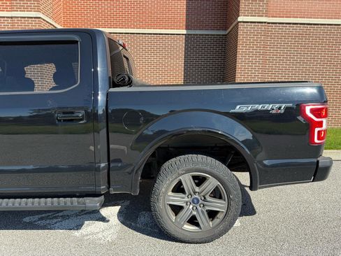 Used 2018 Ford F150 XLT w/ Equipment Group 302A Luxury AWD/4WD image 9