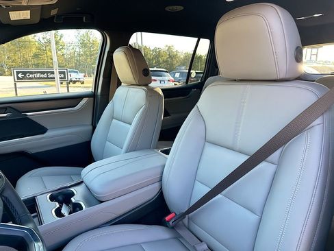 New 2026 GMC Acadia Elevation w/ Elevation Premium Package image 8