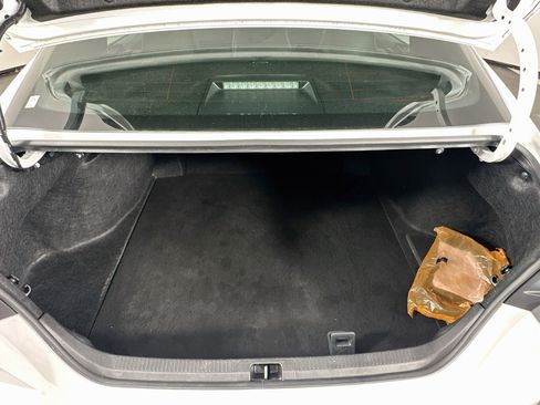 Used 2025 Toyota Camry SE FWD image 29