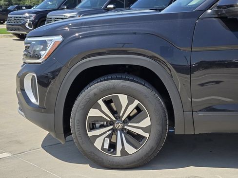 New 2026 Volkswagen Atlas SE FWD image 6