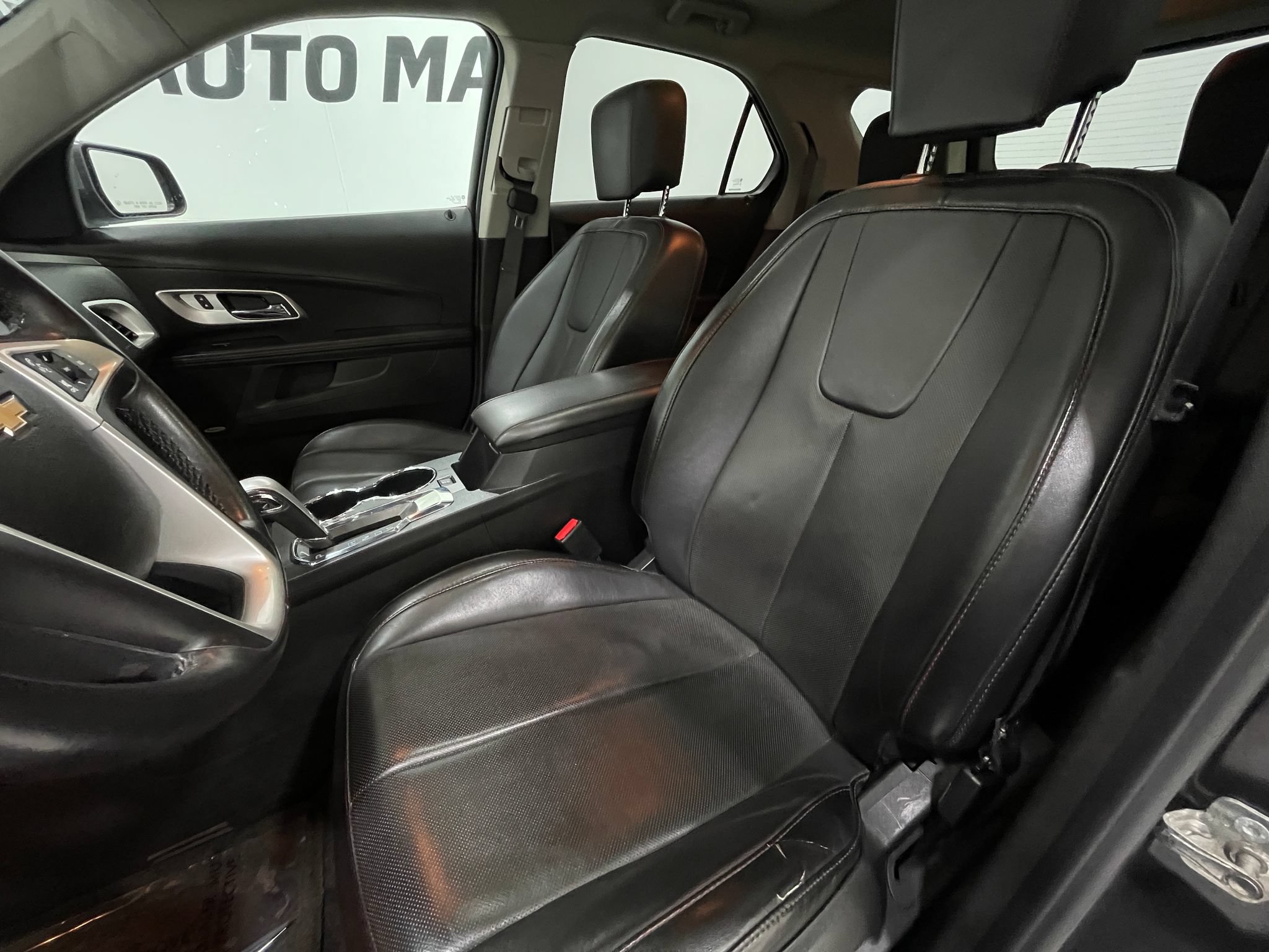 Used 2015 Chevrolet Equinox LTZ AWD/4WD image 13