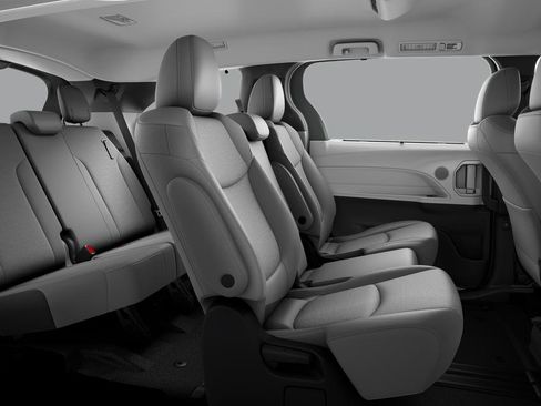 New 2026 Toyota Sienna LE FWD image 2