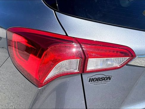 Used 2020 Buick Envision Essence AWD/4WD image 28
