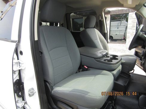 Used 2016 RAM 5500 Tradesman AWD/4WD image 16