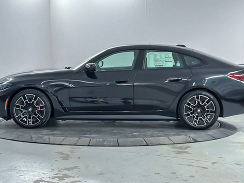 New 2026 BMW i4 eDrive40 w/ M Sport Package RWD image 5