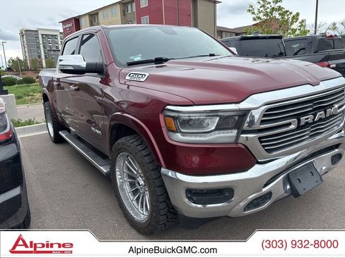 Used 2019 RAM 1500 Laramie AWD/4WD image 3