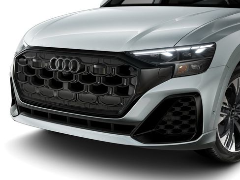 Certified 2025 Audi Q8 Premium Plus w/ Premium Plus Package AWD/4WD image 6